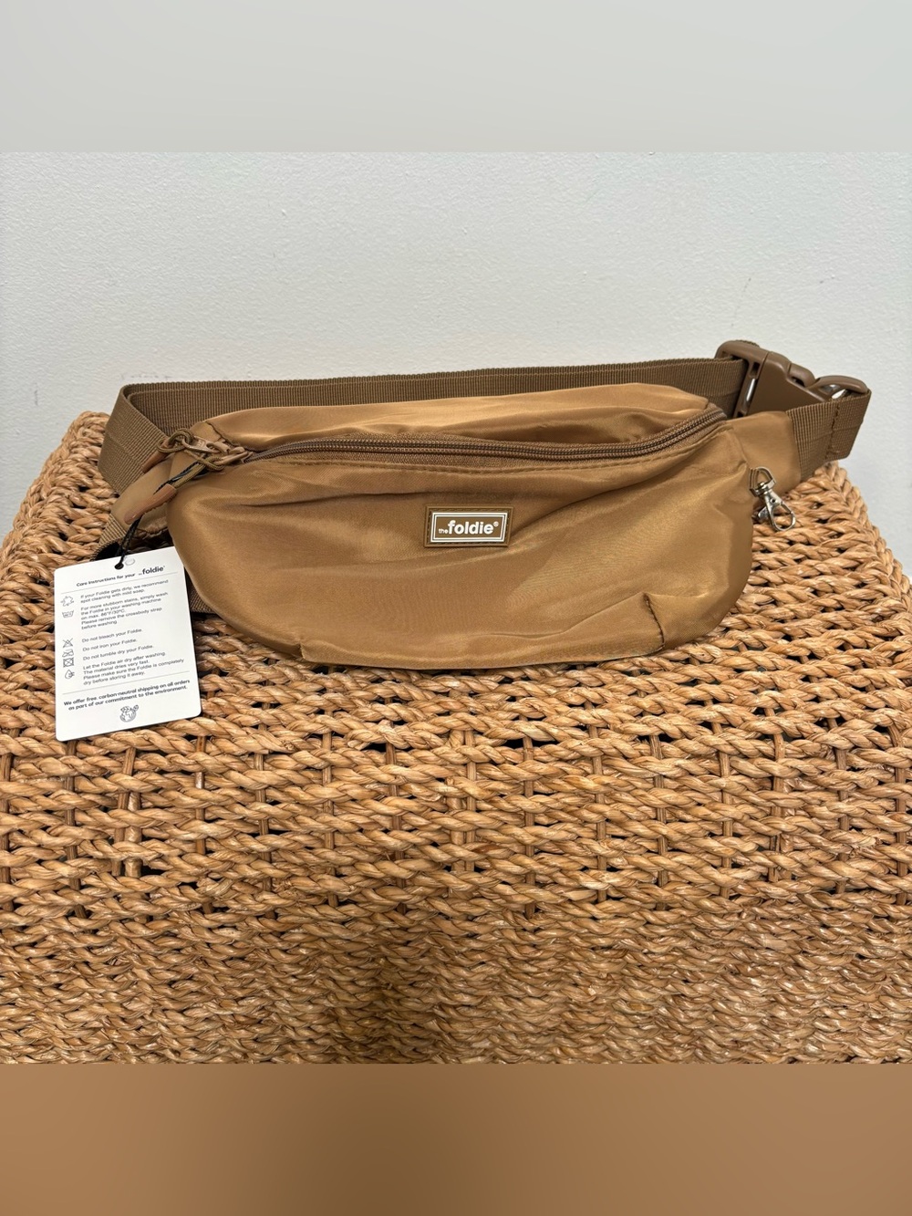 NWT The Foldie Gold Belt Bag RFID